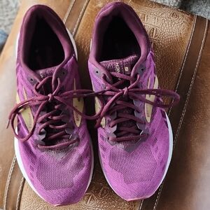 Brooks Women's Purple and Gold Athletic Shoes